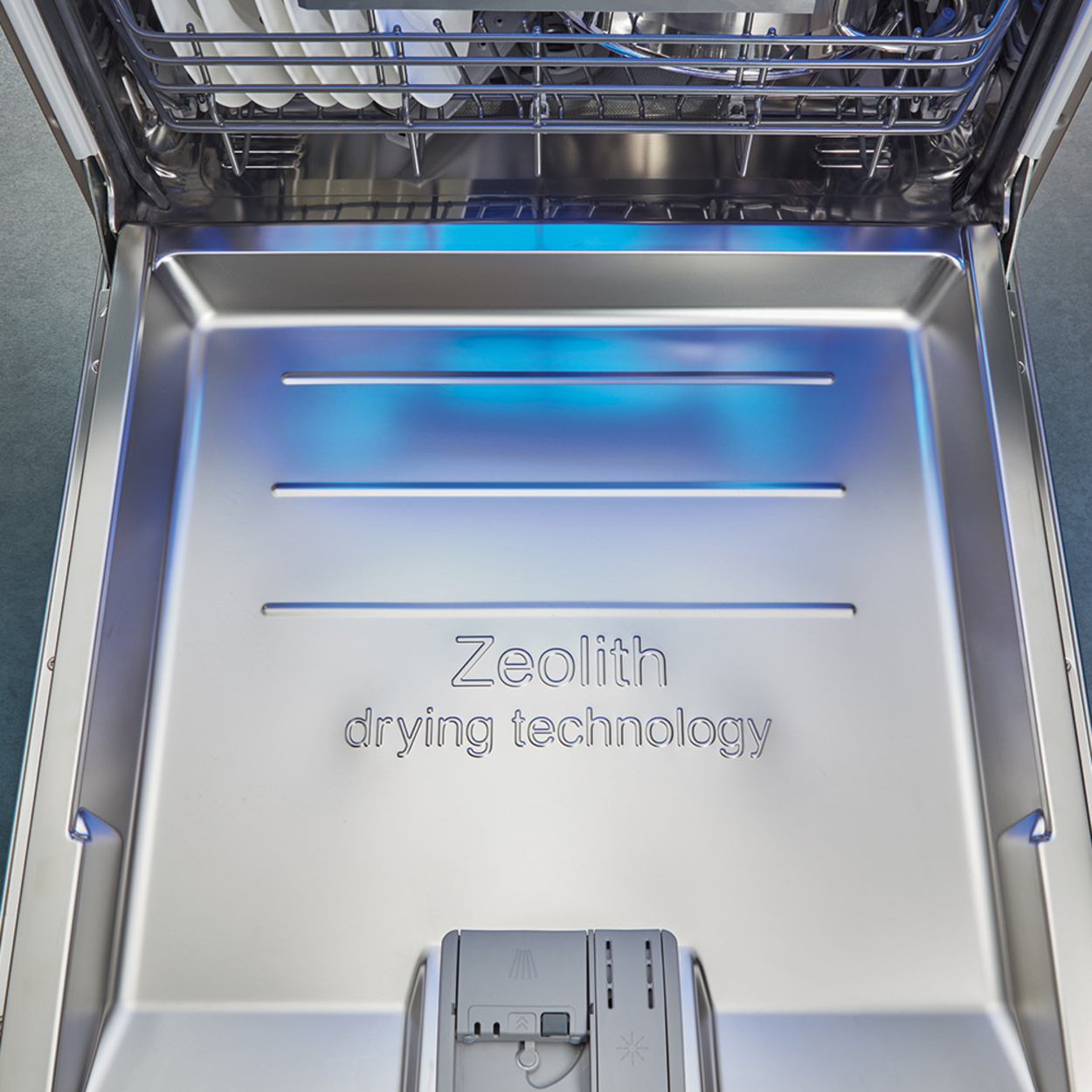 Zeolith Trocknen – Für glänzende Spülergebnisse bei Elektrotechnik Schmidt GmbH in Mettenheim